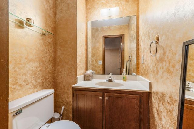 1949 Rockdale Drive, 32, Columbus, OH 43229
