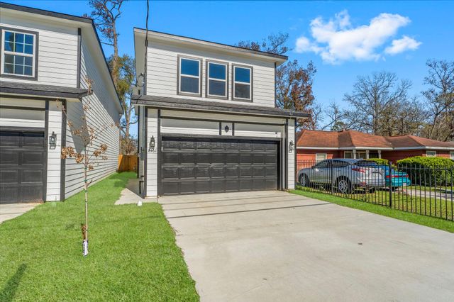 8161 Crestview Drive, Houston, TX 77028