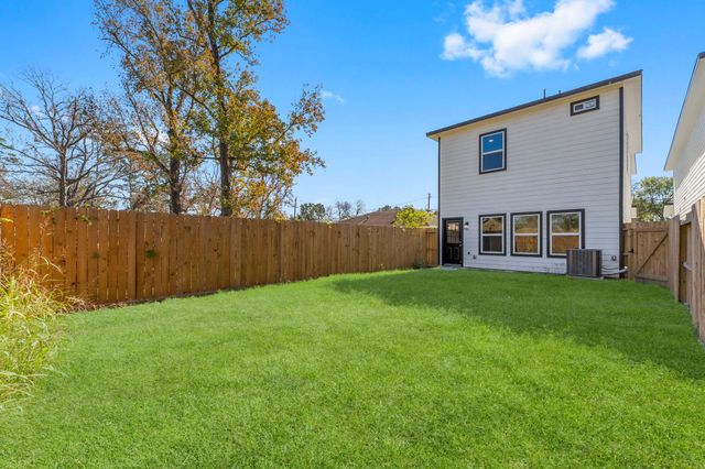 8161 Crestview Drive, Houston, TX 77028