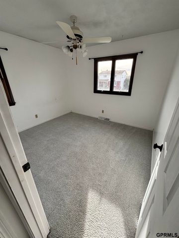 4824 Glasgow Avenue, Omaha, NE 68157