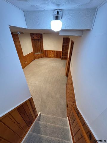 4824 Glasgow Avenue, Omaha, NE 68157