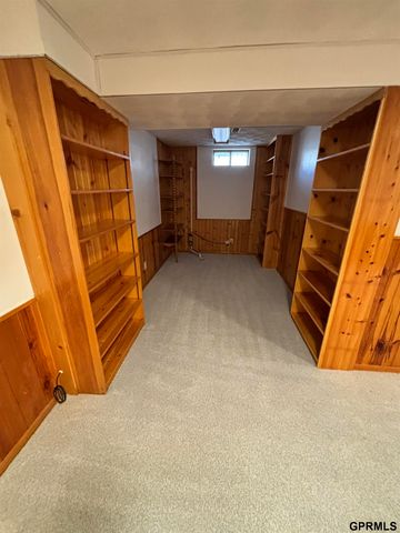 4824 Glasgow Avenue, Omaha, NE 68157