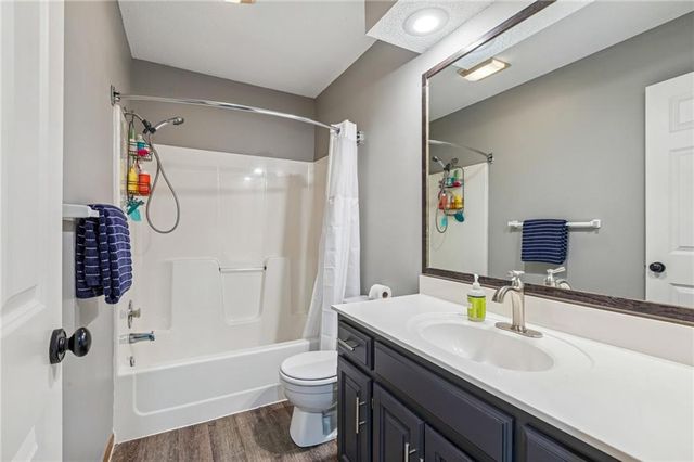 6200 NE 48th Terrace, Kansas City, MO 64119