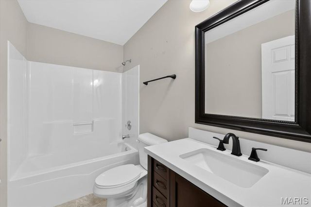 2776 Samuel Drive 746A, Dardenne Prairie, MO 63368