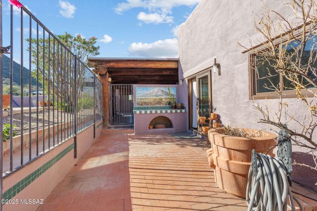 4051 W Anklam Road, Tucson, AZ 85745