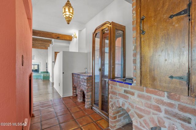 4051 W Anklam Road, Tucson, AZ 85745