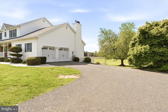 25446 MOUNT PLEASANT RD, Columbus, NJ 08022