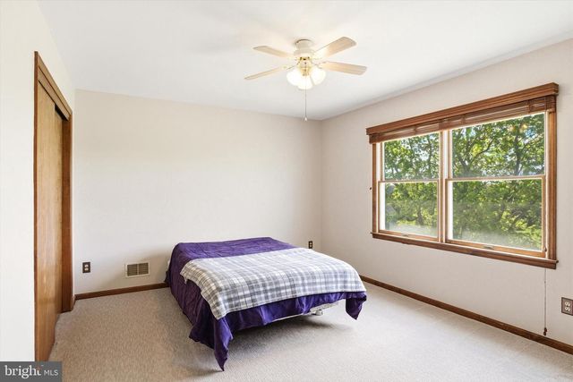 25446 MOUNT PLEASANT RD, Columbus, NJ 08022