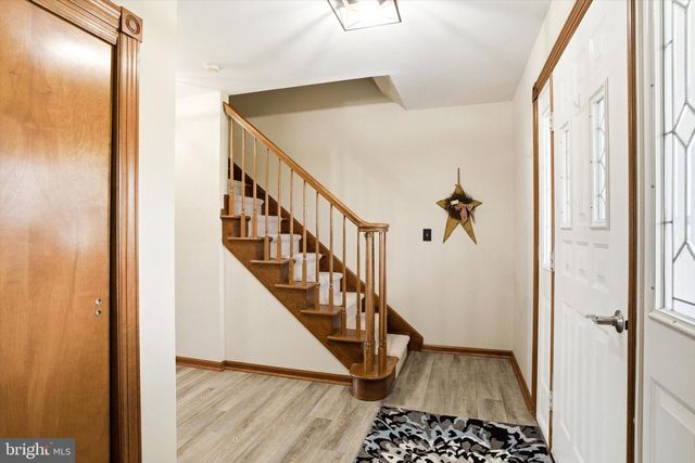 25446 MOUNT PLEASANT RD, Columbus, NJ 08022