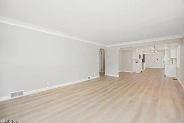 2805 Glencoe, Akron, OH 44319