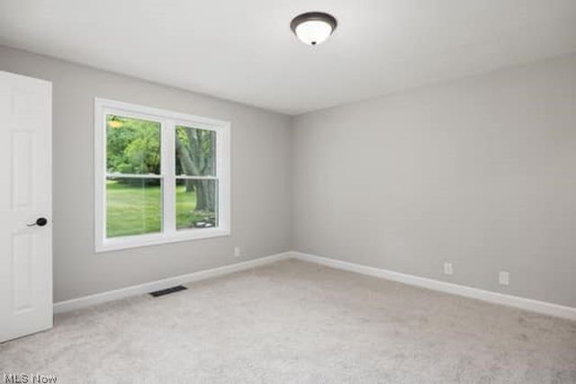 2805 Glencoe, Akron, OH 44319