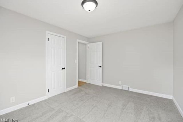 2805 Glencoe, Akron, OH 44319