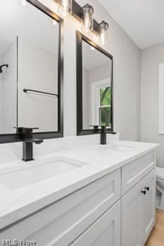 2805 Glencoe, Akron, OH 44319
