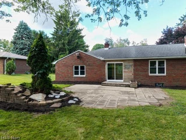 2805 Glencoe, Akron, OH 44319