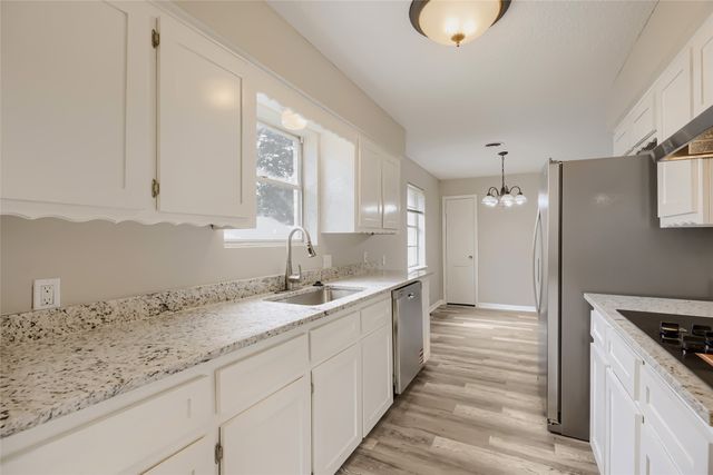 829 Poinsettia Drive, Lancaster, TX 75146