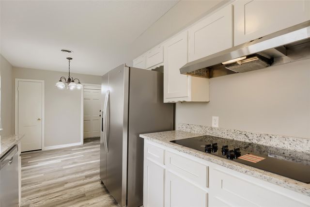829 Poinsettia Drive, Lancaster, TX 75146