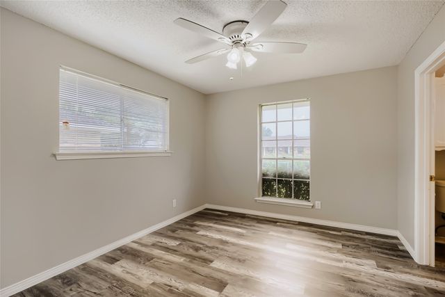 829 Poinsettia Drive, Lancaster, TX 75146