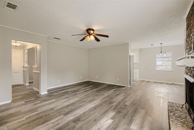 829 Poinsettia Drive, Lancaster, TX 75146