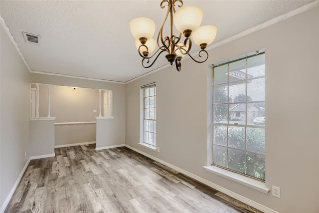 829 Poinsettia Drive, Lancaster, TX 75146