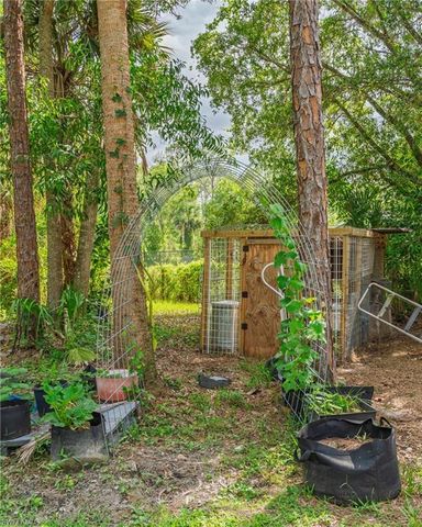 3330 4th AVE SE, Naples, FL 34117