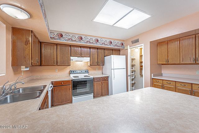 1600 S San Ray, Green Valley, AZ 85614