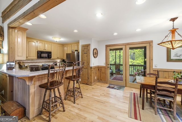 634 Little Hawk Road, Sautee Nacoochee, GA 30571