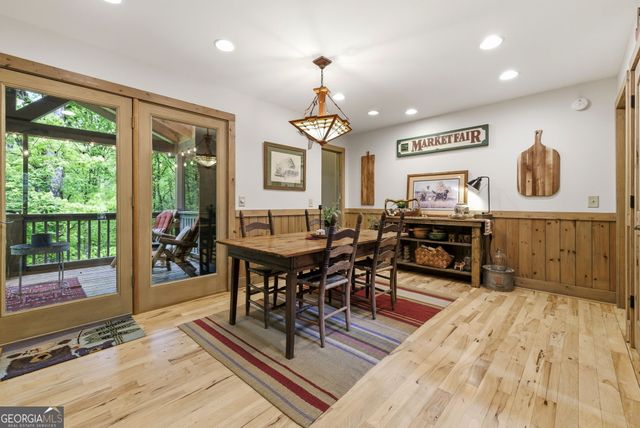 634 Little Hawk Road, Sautee Nacoochee, GA 30571