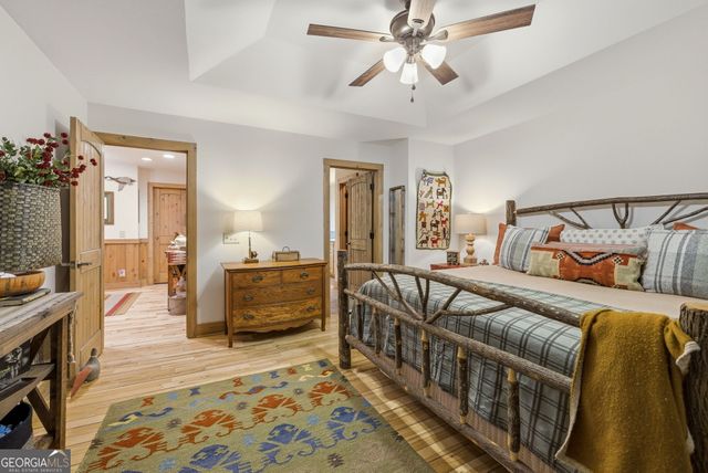 634 Little Hawk Road, Sautee Nacoochee, GA 30571