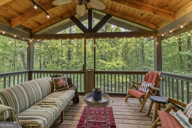 634 Little Hawk Road, Sautee Nacoochee, GA 30571