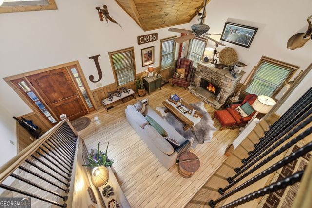 634 Little Hawk Road, Sautee Nacoochee, GA 30571