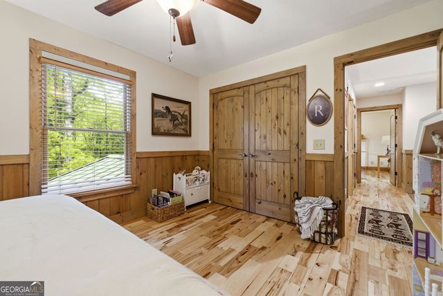 634 Little Hawk Road, Sautee Nacoochee, GA 30571
