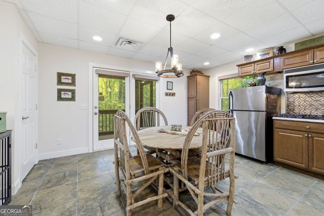 634 Little Hawk Road, Sautee Nacoochee, GA 30571