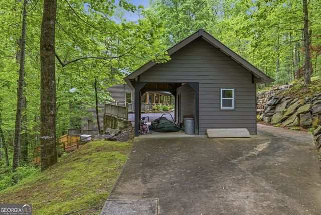 634 Little Hawk Road, Sautee Nacoochee, GA 30571