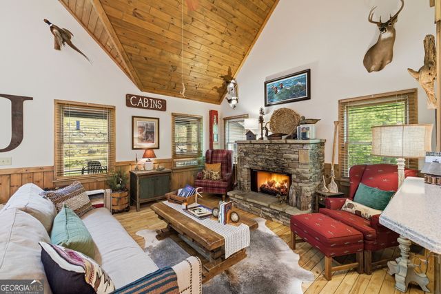 634 Little Hawk Road, Sautee Nacoochee, GA 30571