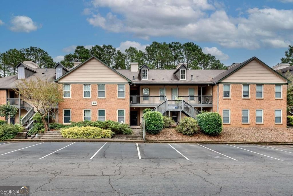 1605 Beaumont Circle, Duluth, GA 30096 — exterior