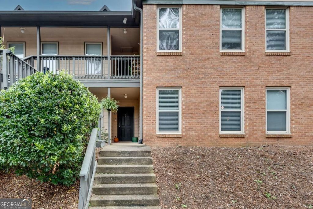 1605 Beaumont Circle, Duluth, GA 30096 — photo 2