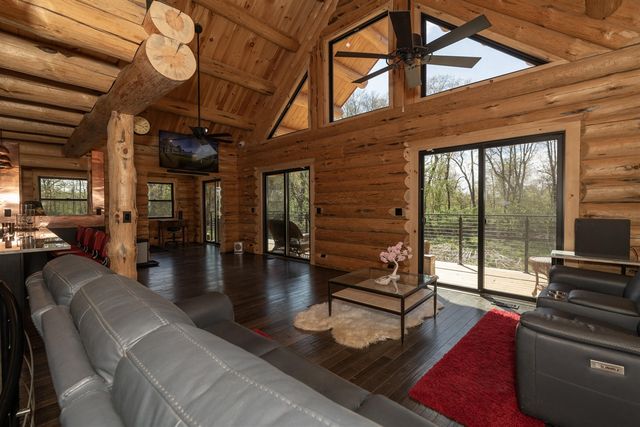 10771 N 47th Street, Augusta, MI 49012