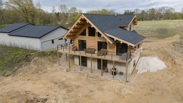 10771 N 47th Street, Augusta, MI 49012