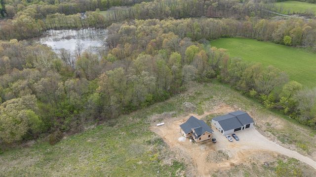 10771 N 47th Street, Augusta, MI 49012