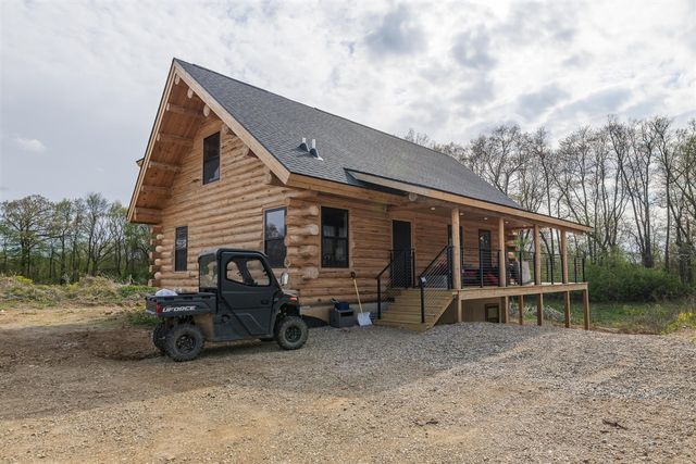 10771 N 47th Street, Augusta, MI 49012