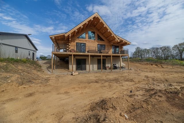 10771 N 47th Street, Augusta, MI 49012