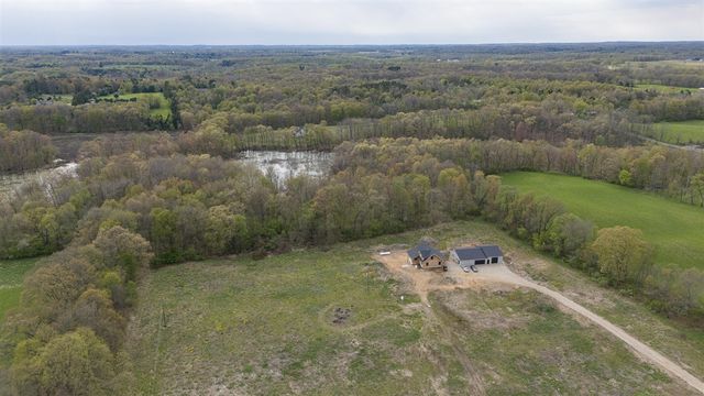 10771 N 47th Street, Augusta, MI 49012