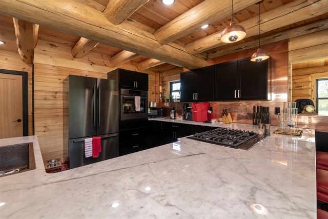 10771 N 47th Street, Augusta, MI 49012