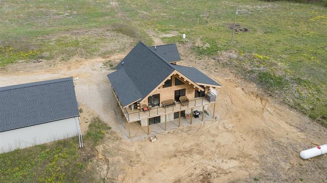 10771 N 47th Street, Augusta, MI 49012