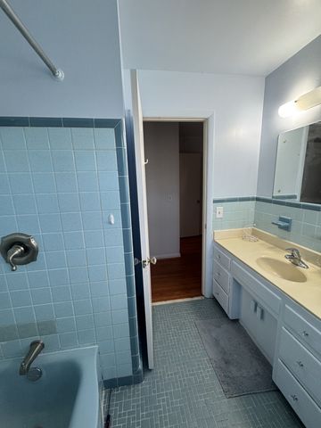 1908 Berkshire Dr, Nashville, TN 37216