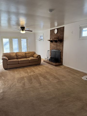 1908 Berkshire Dr, Nashville, TN 37216