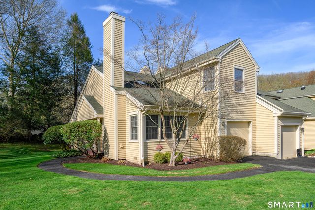 40 Sullivan Farm 40, New Milford, CT 06776