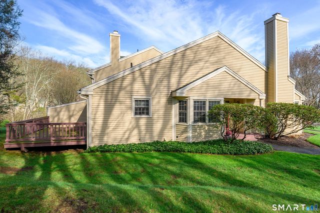 40 Sullivan Farm 40, New Milford, CT 06776