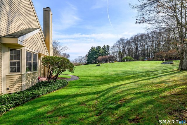40 Sullivan Farm 40, New Milford, CT 06776
