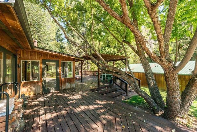 4481 Rush Creek Rd, Lewiston, CA 96052